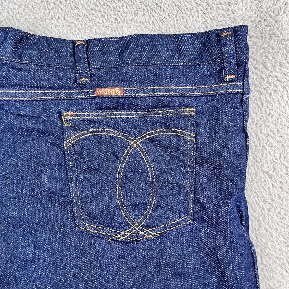 Vintage Wrangler Jeans Mens 54x30 Straight Leg Dark Wash Denim Made in‎ USA